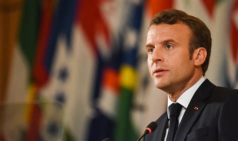 President Macron: ‘Ik wil ongevaccineerden niet naar de gevangenis sturen maar…’
