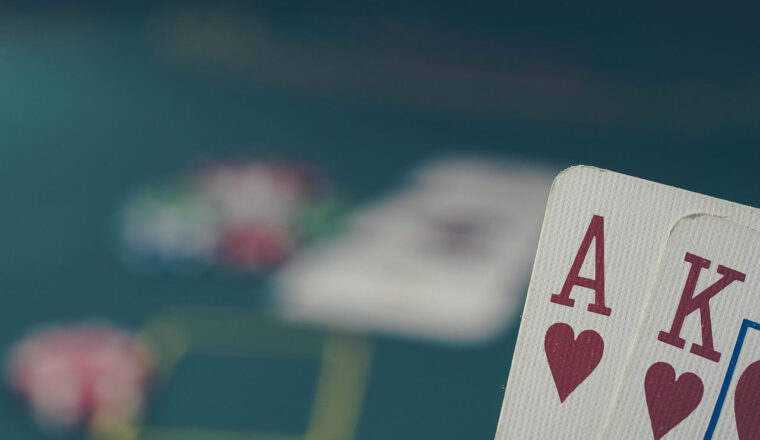 Wat zijn de leuke pokersoorten in online casino’s?